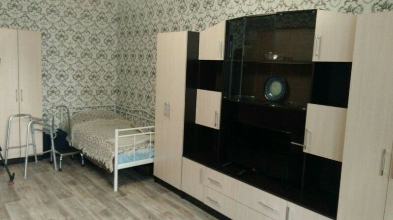 Она жила на балконе, потому что не было денег