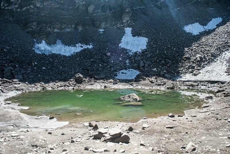Озеро скелетов: почему высоко в горах в один момент погибли полтысячи человек