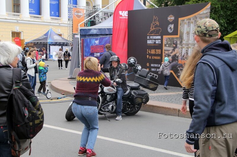 Бродя по мотофестивалю St.Petersburg Harley Days 2019
