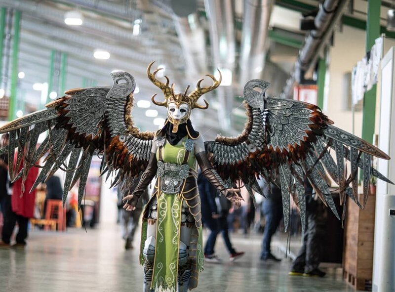 Девушка потратила 1000 часов на создание костюма валькирии из God Of War