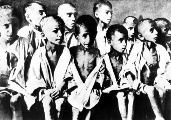 Дети во время Холокоста - Фотографии