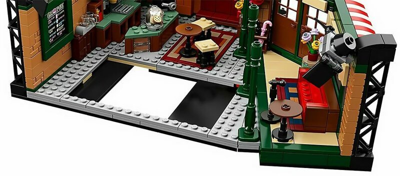 Компания LEGO выпустила набор, посвященный сериалу "Друзья"
