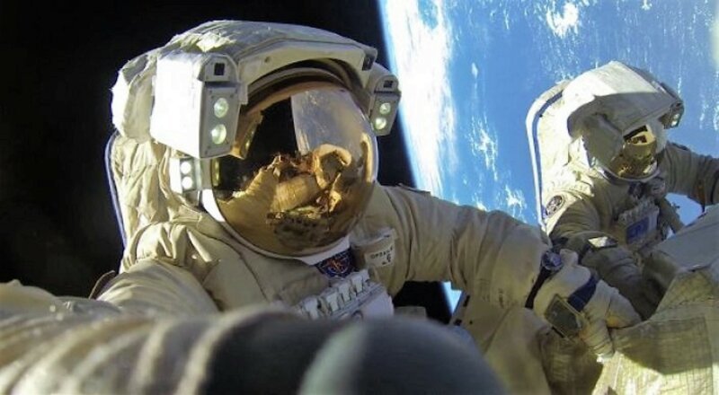 В Роскосмосе назвали размер зарплаты космонавтов