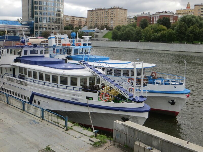 Корабли на Москве-реке и Яузе