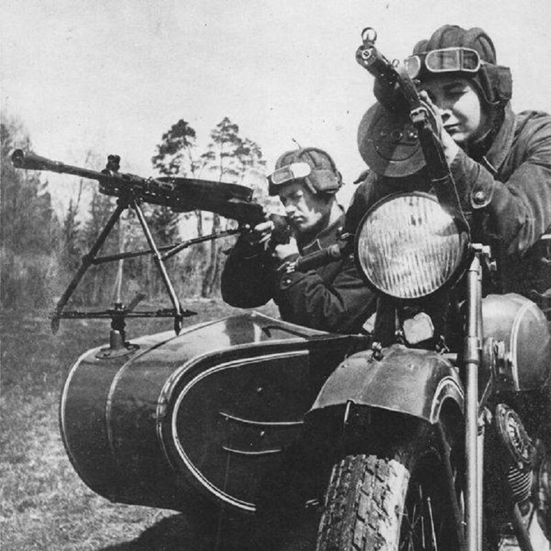 Полноприводный мотоцикл, не добравшийся до полей сражений. ТМЗ-53