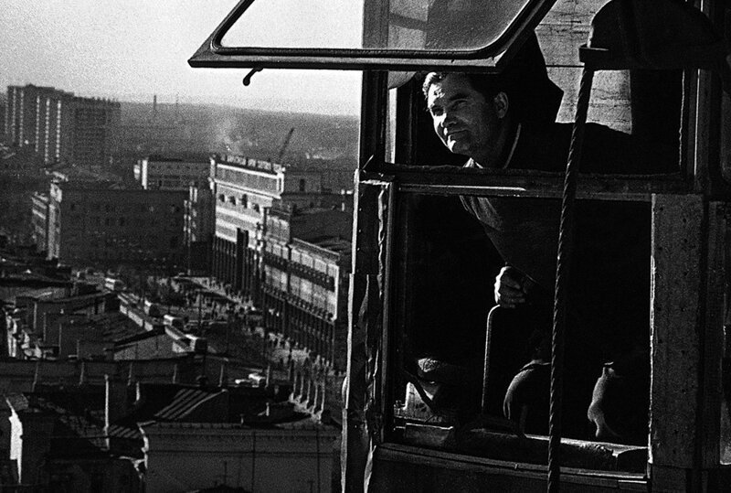 16 советских послевоенных фотографов: от аполитичной искренности к сюрреализму