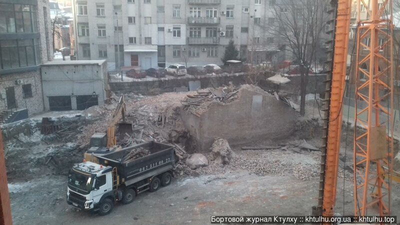 Как в Днепре сносят исторические здания