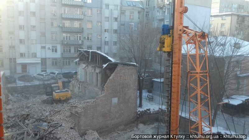 Как в Днепре сносят исторические здания