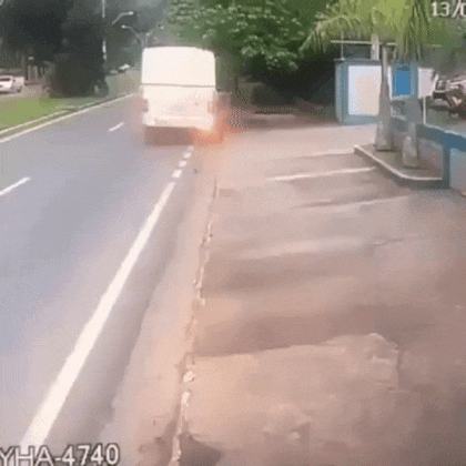 Куда он смотрел? Куда он смотрел?