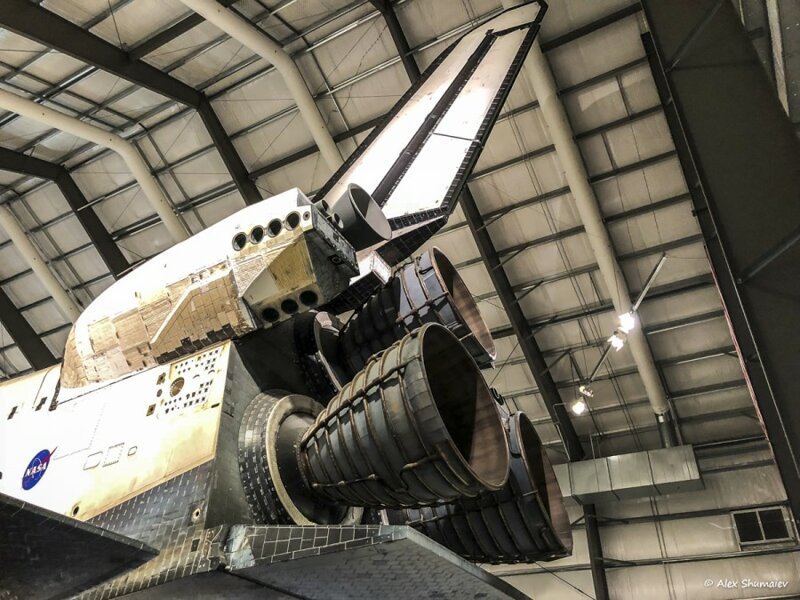 Калифорнийский научный центр: шаттл, Спутник-1, легендарные самолеты