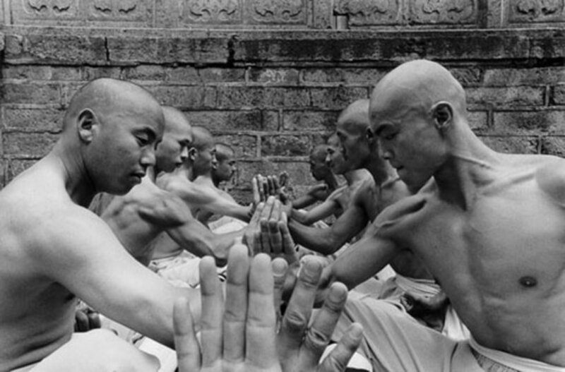 Монахи монастыря Шаолинь: сверхчеловеческие способности, которые восхищают и пугают