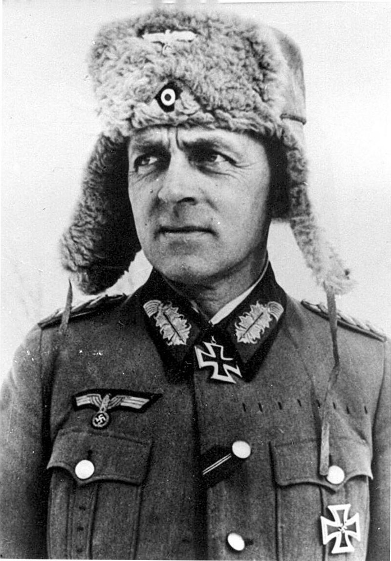 Кто Главный гад в Аватаре?