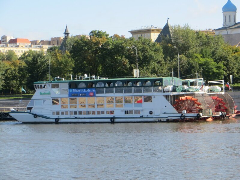 Корабли на Москве-реке