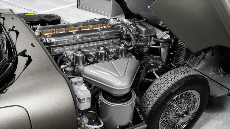 Воплощенная красота: несколько попыток возродить классический Jaguar E-Type