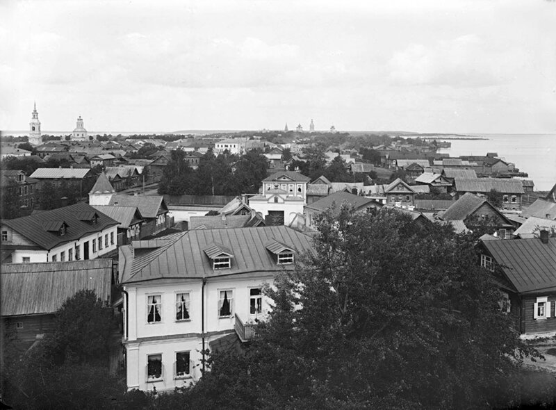 Общий вид города Осташкова со стороны Вороньего поля, 1903 год, Тверская губерния