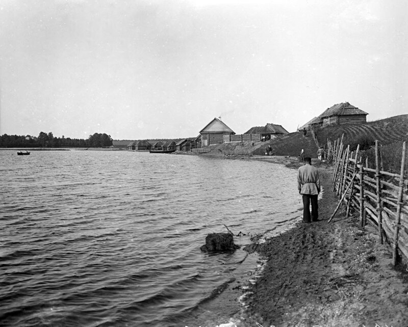Вид озера Селигер у деревни Свапущи, 1903 год, Тверская губерния