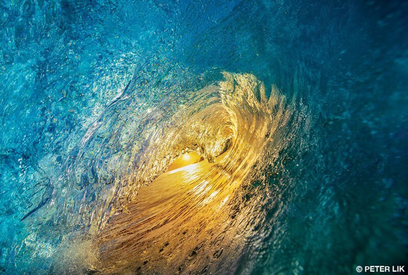 Внутри волны, Гавайи. (Фото Peter Lik):