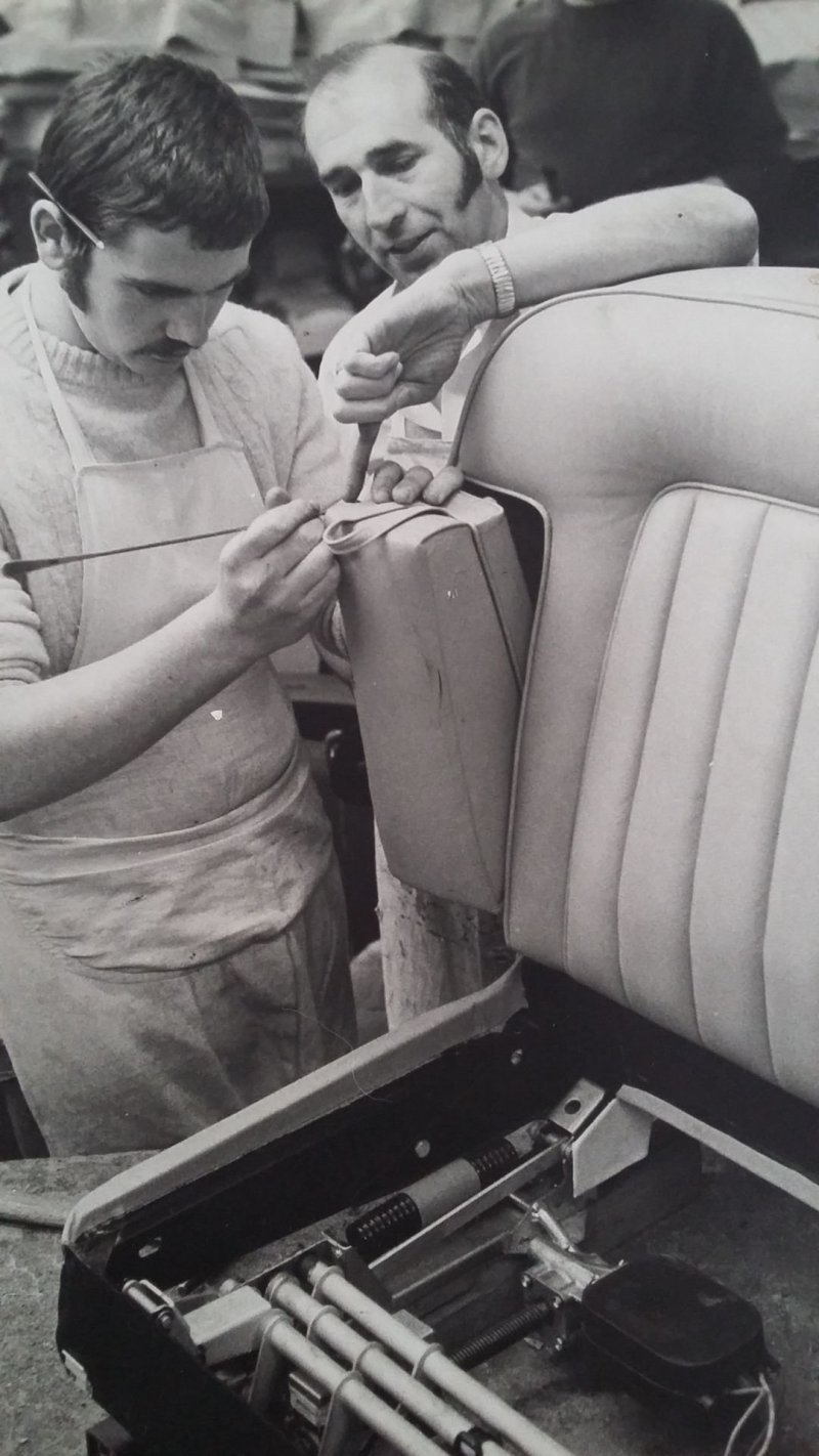 Зачем на заводе Bentley нужны вилки: познакомьтесь с человеком, который делал машины для королевы