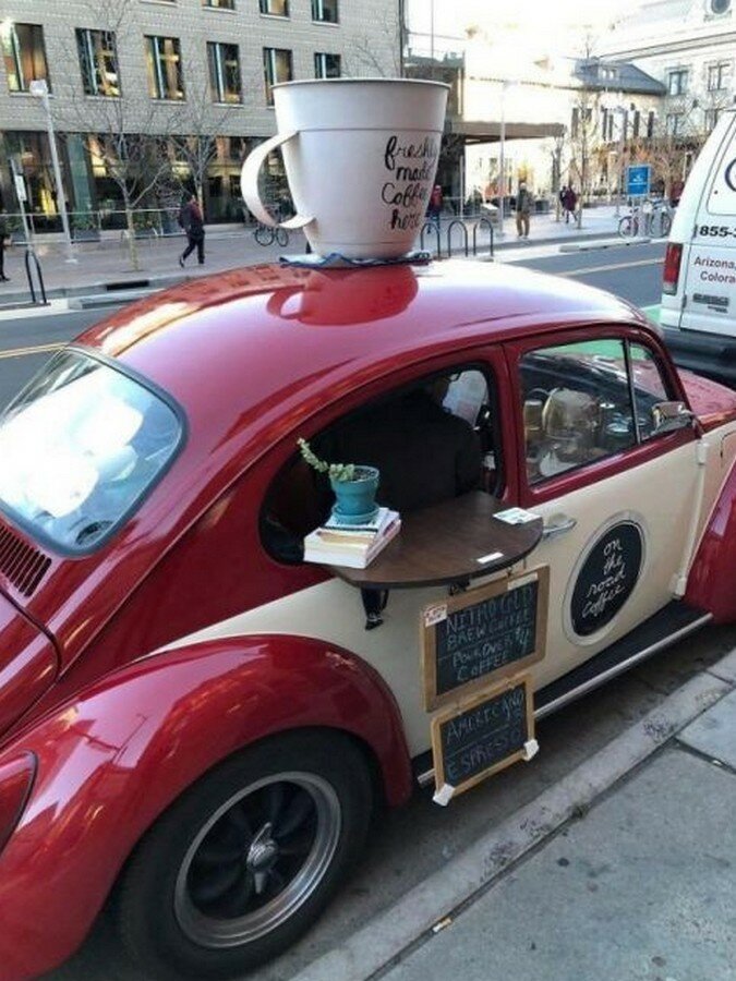 Стильная кофейня на колесах