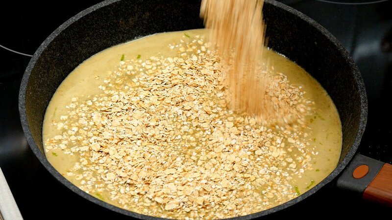 256. Овсяная каша на кокосовом молоке с зелёным чаем