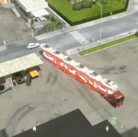 Не хотел бы я быть на месте водителя этой фуры Не хотел бы я быть на месте водителя этой фуры