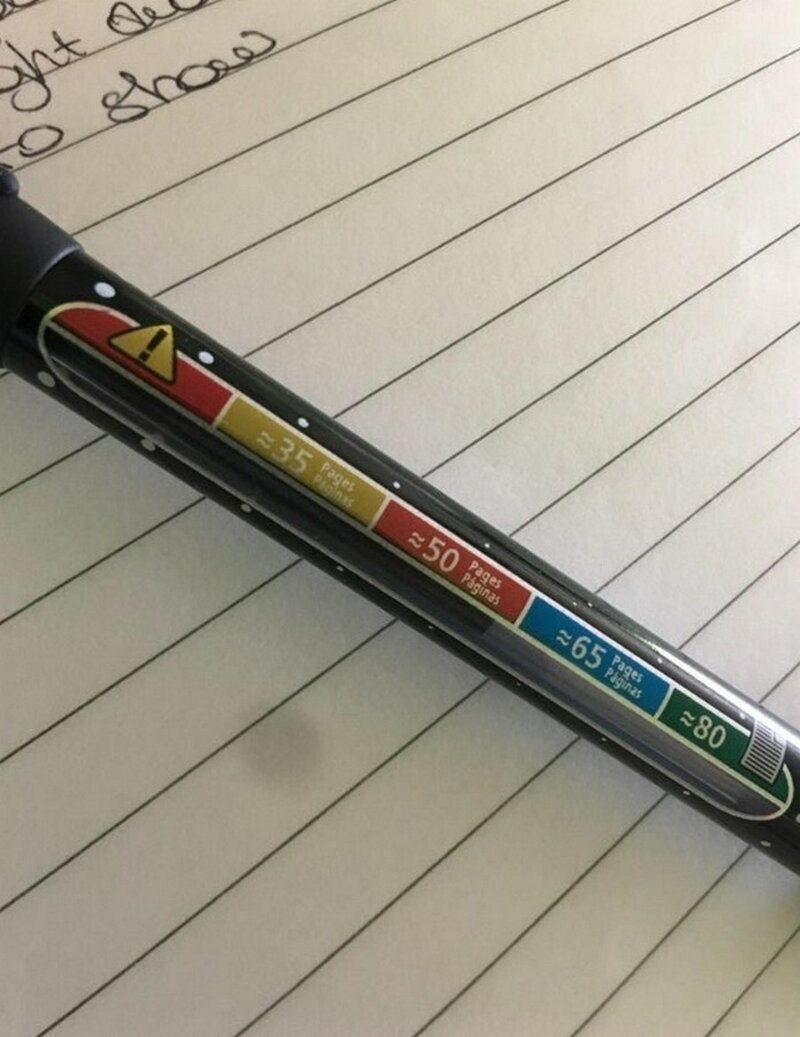 6. Ручка, которая показывает на сколько хватит чернил
