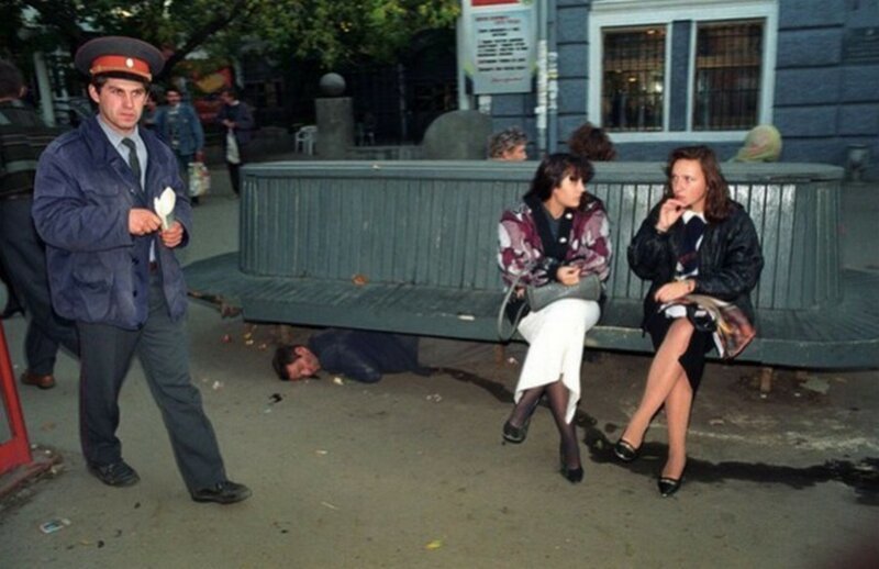 Луганск (1994 год). Фотограф Александр Чекменев. Фото проект "Люди Улиц"
