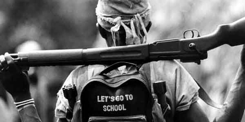 Покажите школьникам оружие: об очередной попытке ввести в школах НВП