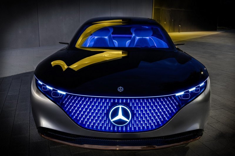 Mercedes-Benz Vision EQS: полностью электрический S-класс из будущего