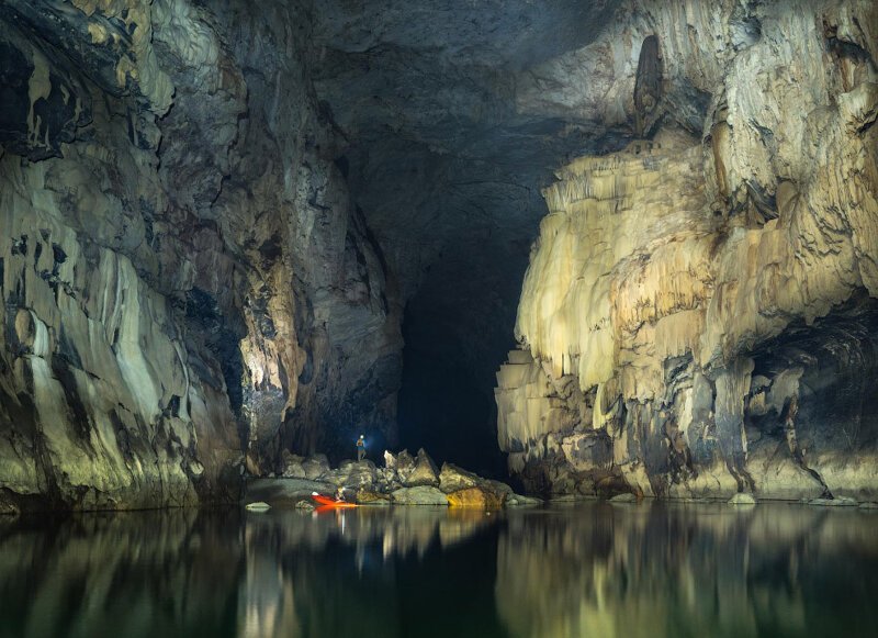 Пещерная река.