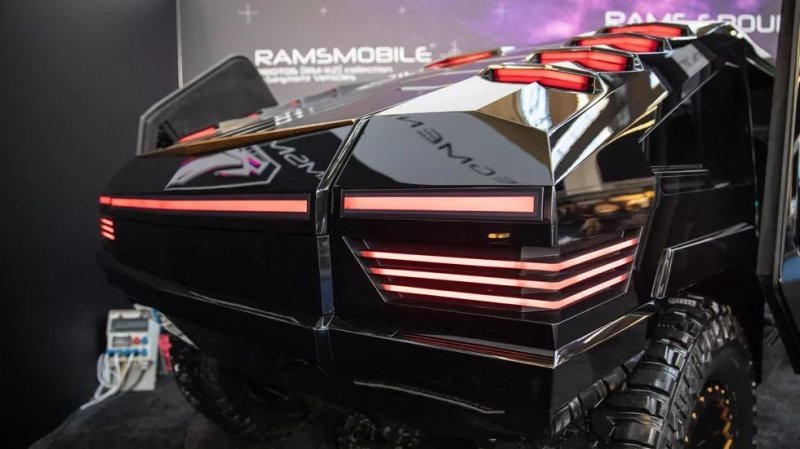 Ramsmobile - во Франкфурте производители кальянов показали свой внедорожник