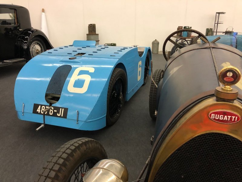 Bugatti Type 32 Tank – таблетка для тех кто думает, что все украшенное эмблемой ‘Бугатти’ это чистый секс…