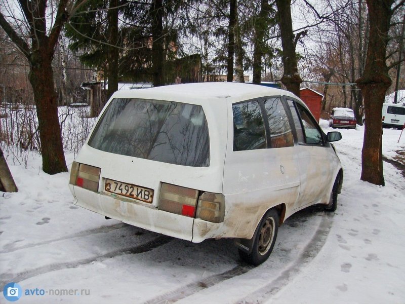 ВАЗ-2113 с кузовом минивэн: необычная самоделка из Ивановской области