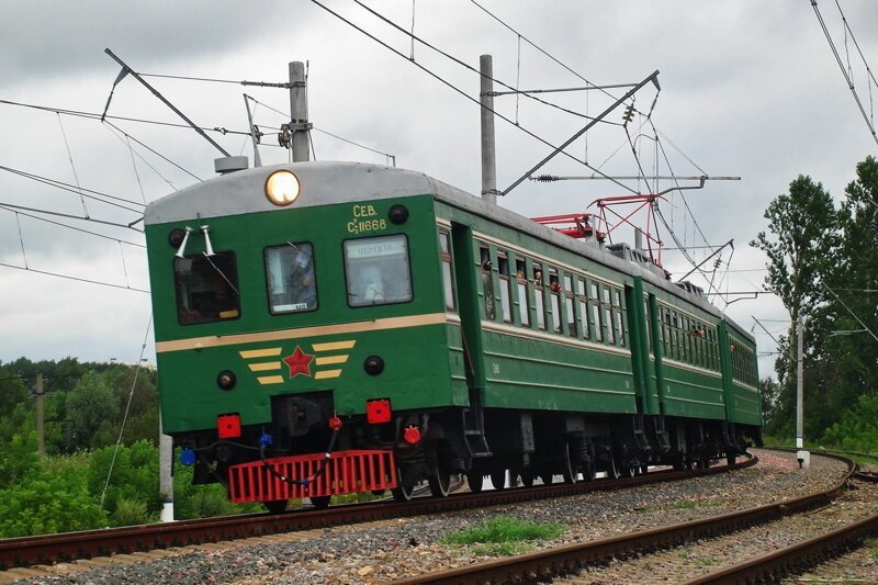 Первый электропоезд СССР - Ср3. Легенда, отработавшая 50 лет до 1997-го года!