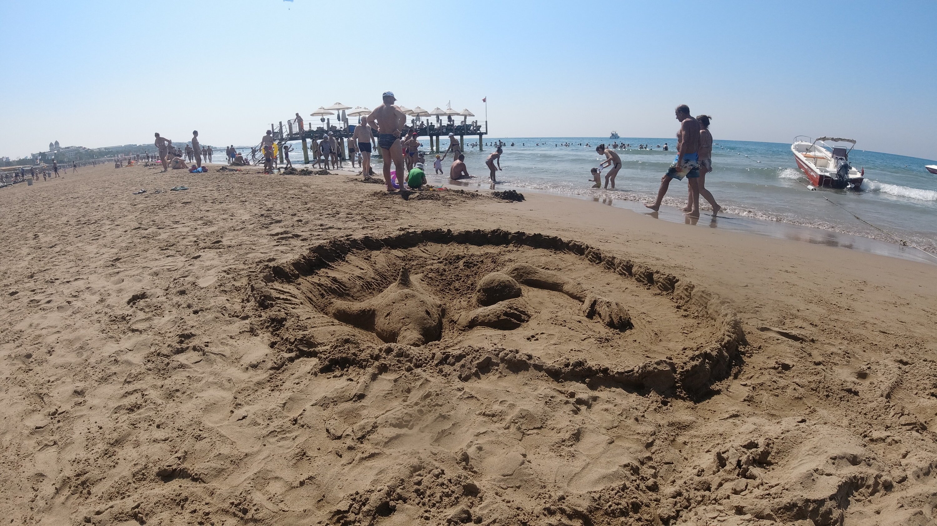 Турция песчаный пляж отдых с детьми. Песчаные пляжи Турции. Песочные пляжи в Турции. Турция песочный пляж черепахи. Пляжи Турции сегодня.