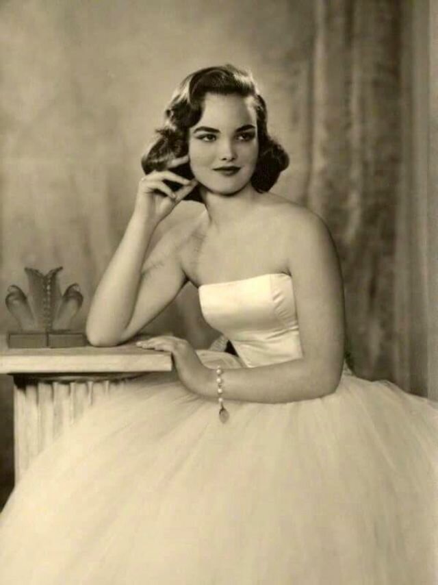 27. Генриетта Тиаркс, герцогиня Бедфордская, 1957 г.