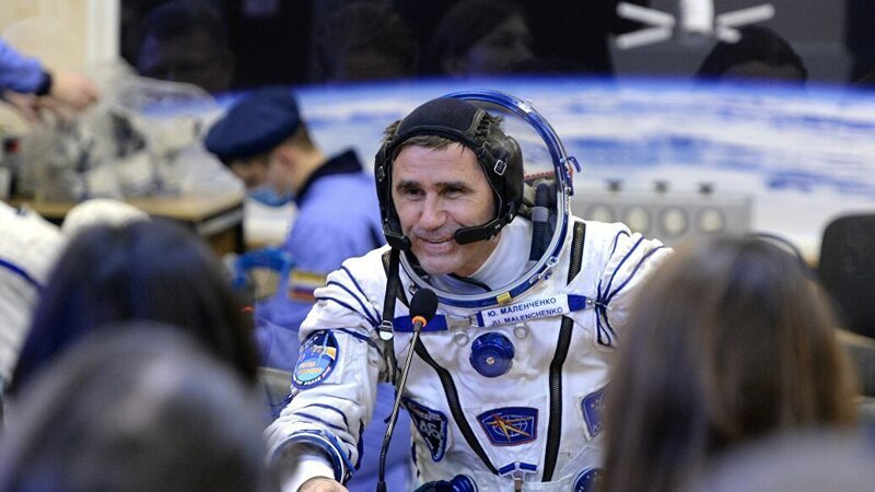 Российский космонавт не получил новую должность из-за жены-американки