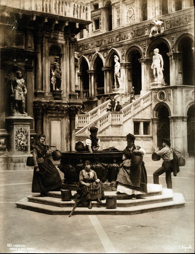 Двор дворца Дожей, 1880 год.