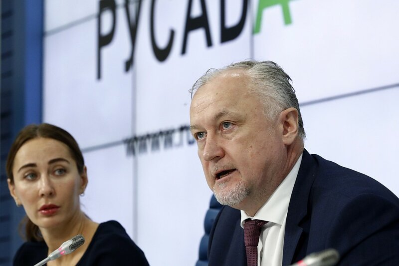 А надо было еще раньше не позориться, а бойкотировать Олимпийские игры