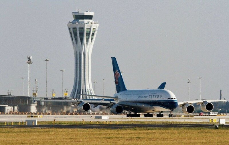 В Пекине открылся огромный аэропорт с самым большим в мире терминалом