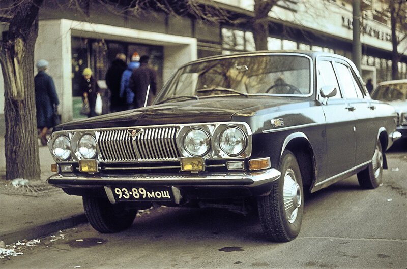 Автомобили в СССР: мазохизм владельцев