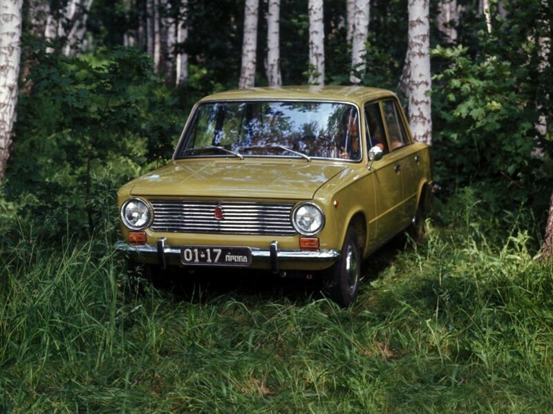 Автомобили в СССР: мазохизм владельцев