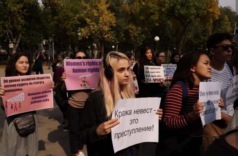 Впервые в истории: в Казахстане прошёл митинг феминисток