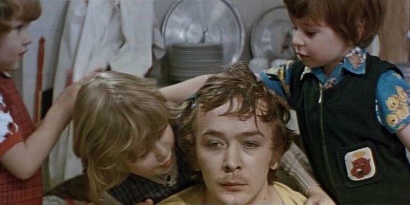 В этот день, в 1978 году, на экраны вышел фильм Владимира Грамматикова «Усатый нянь»