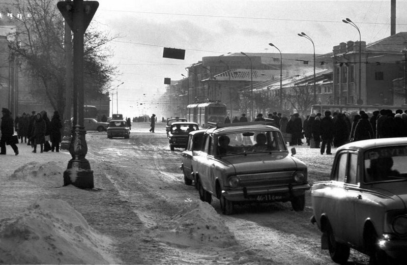 Атмосферные снимки Свердловска 1980–90-х годов Ивана Галерта