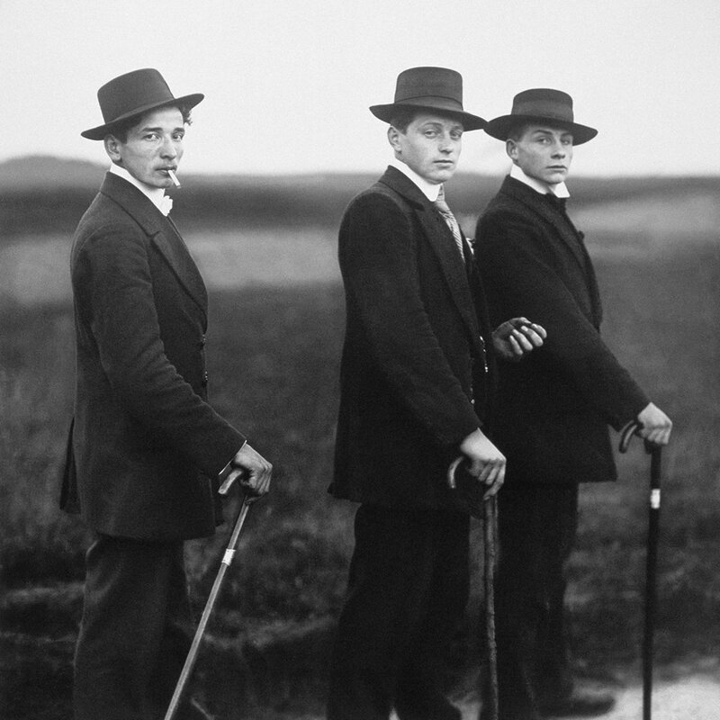 Молодые фермеры собрались на танцы. 1914 год. Фото Августа Зандера из серии "Люди 20-го века".