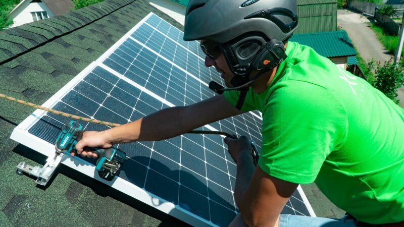 Россия поставила в Швецию первую партию солнечных батарей