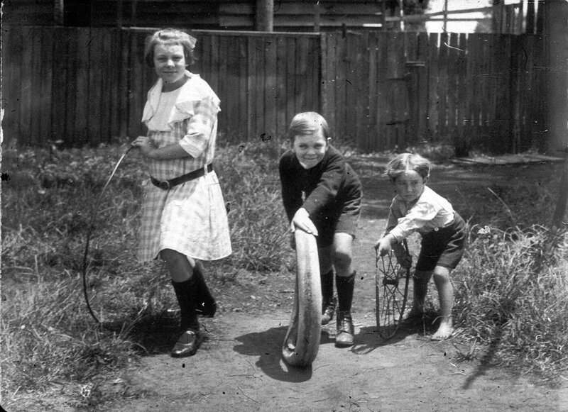 Жизнь детей и подростков в Австралии: фотографии начала 20 века