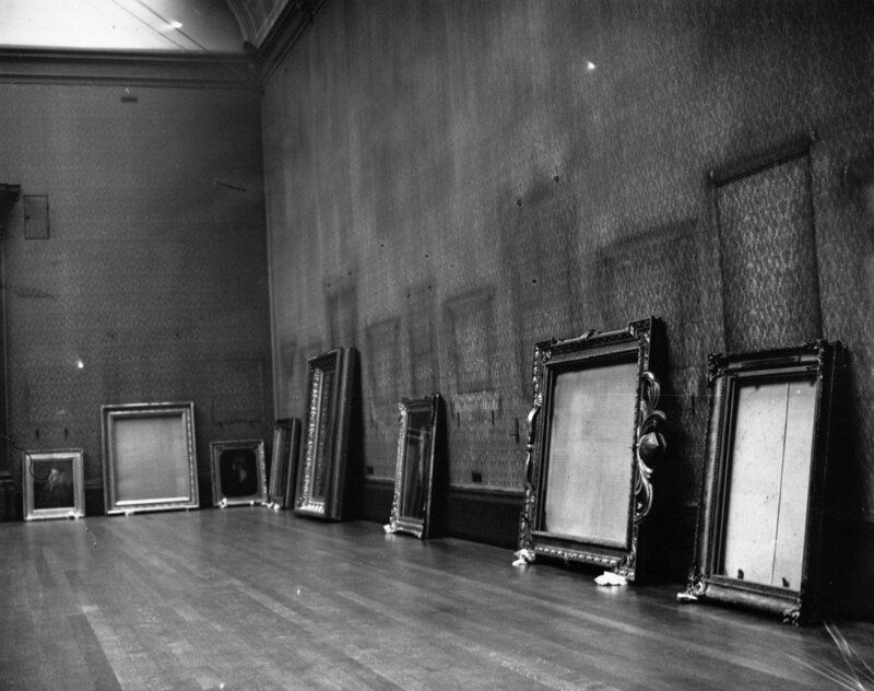 Пустые залы Национальной галереи в Лондоне во время Второй мировой войны