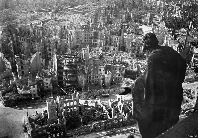 Бомбардировка Дрездена американскими и английскими ВВС